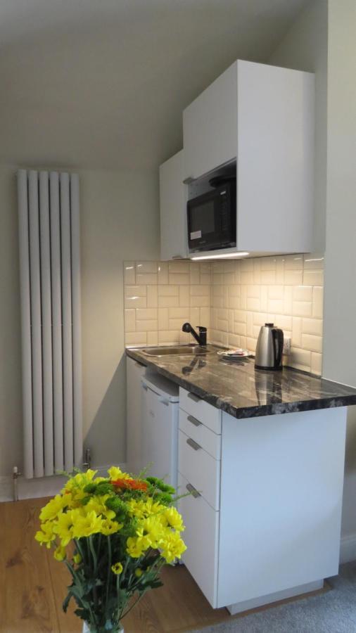 מלון יוגאל Abbey View House מראה חיצוני תמונה