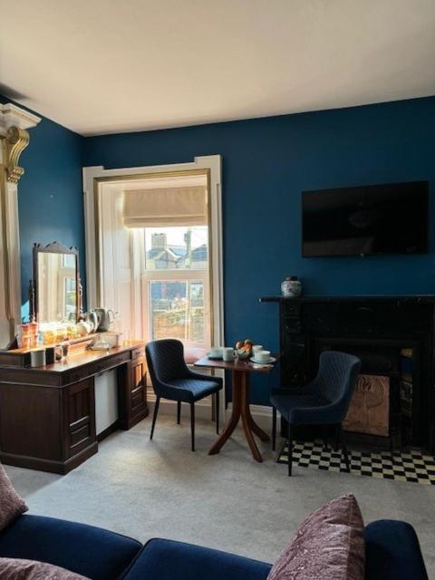 מלון יוגאל Abbey View House מראה חיצוני תמונה